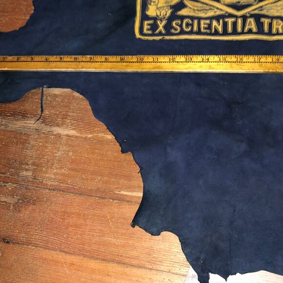 U.S. Naval Academy Dyed Leather Pennant Circa 1930’s - Picture 6 of 9